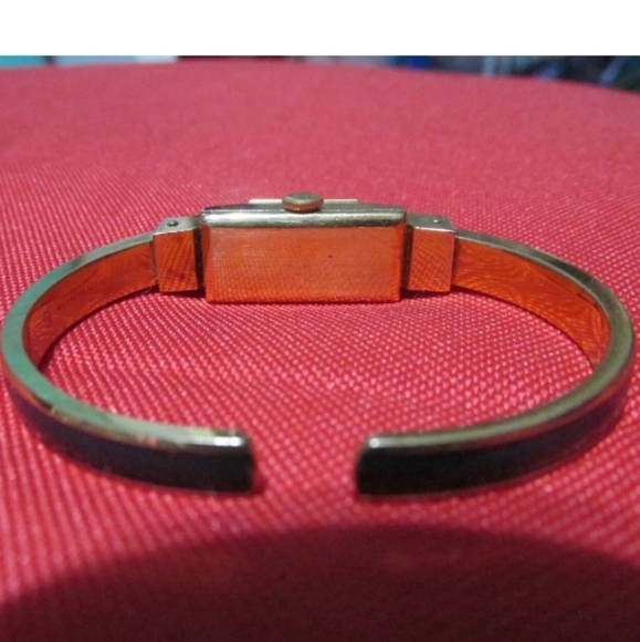 Vintage Fischer hinged Bangle Ladies' Watch set with black enamel. Circa 1955 - Picture 4 of 6